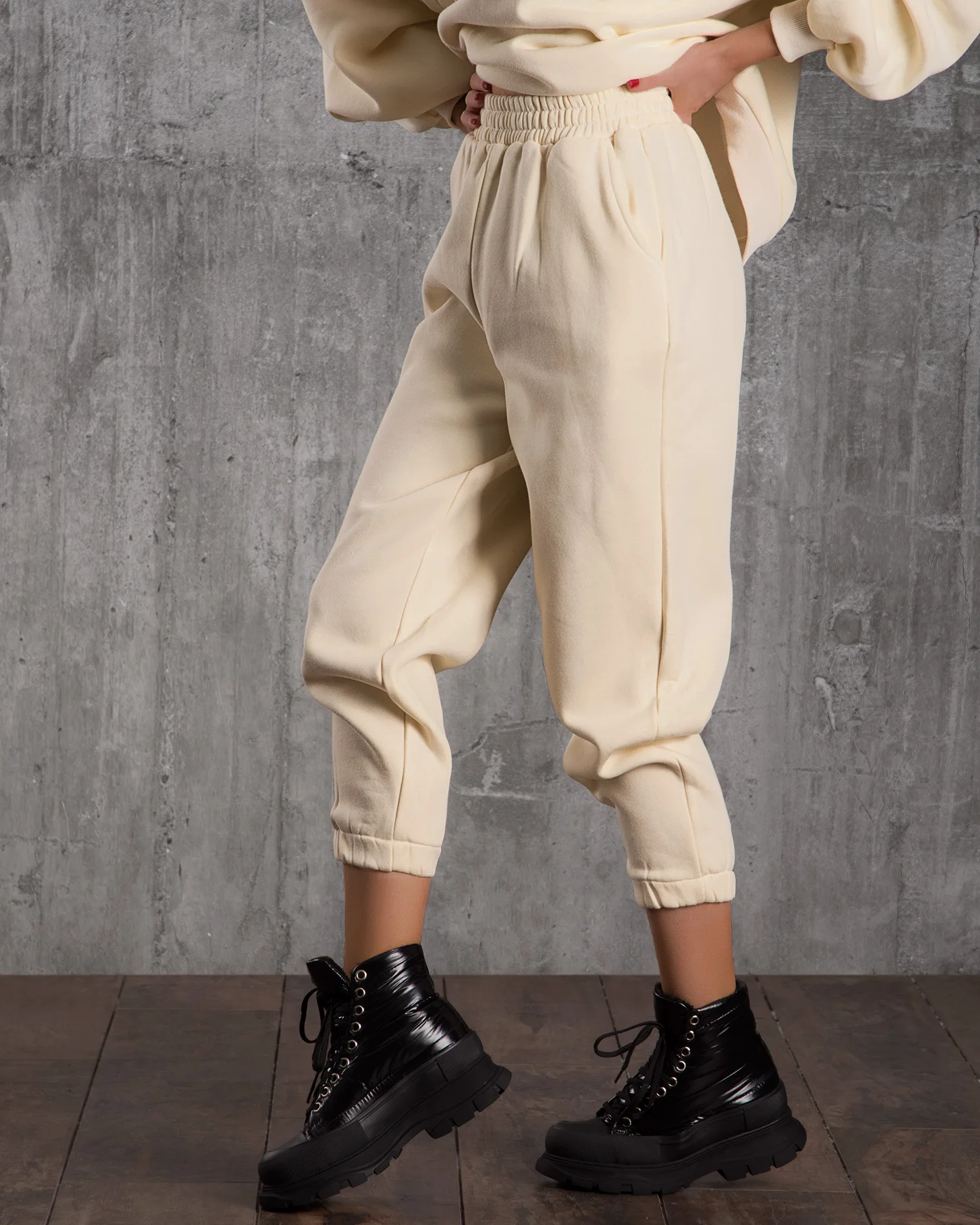 Jogger Approved, Εκρού Χρώμα