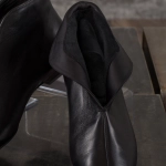 Боти Frida, Черен Цвят