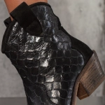 Боти Country, Черен Цвят