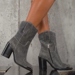 Боти Corsica, Черен Цвят